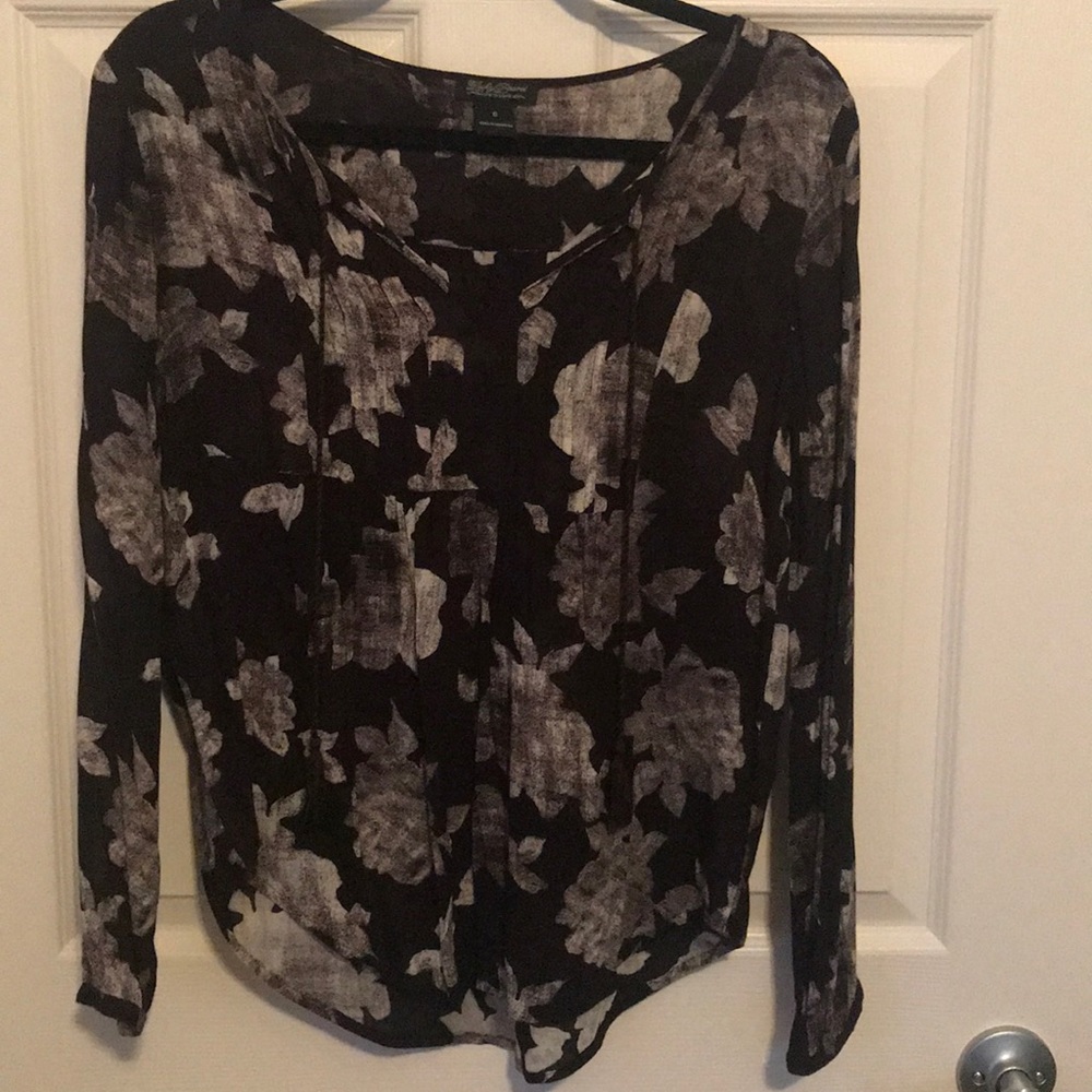 Black and grey floral lucky brand top